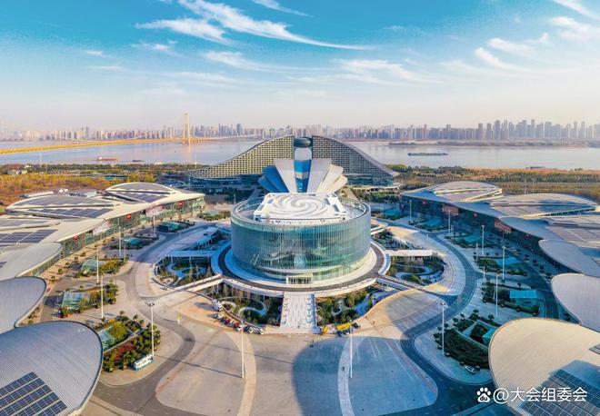 5中国国际性文化节-武汉国际成人用品展冰球突破2025成人情趣用品展-202(图3)